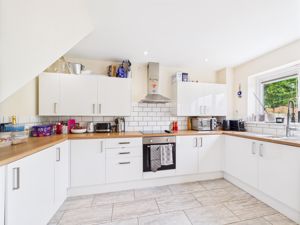 Kitchen- click for photo gallery